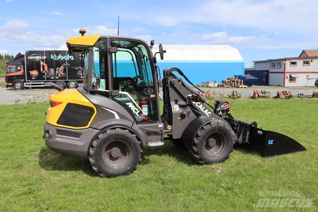 Mecalac MCL8 小型装载机