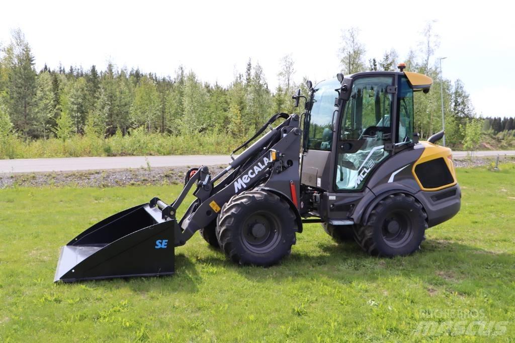 Mecalac MCL8 小型装载机