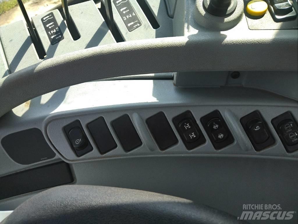 New Holland T 6.175 拖拉机/农用车