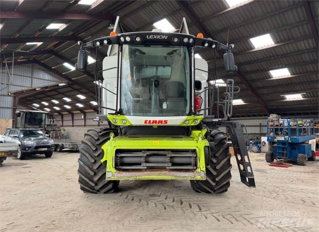 CLAAS Lexion 6700 联合收割机