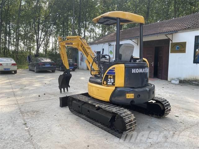 Komatsu PC 35 MR 小型挖掘机