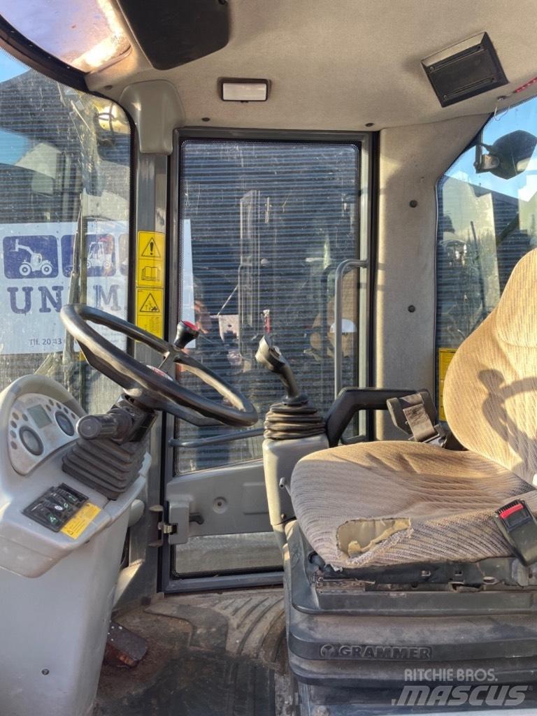 Terex TL 120 轮式装载机
