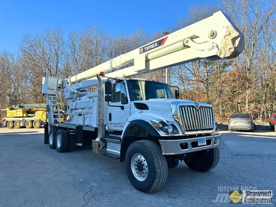 Terex RMX75-100 车载式高空作业车