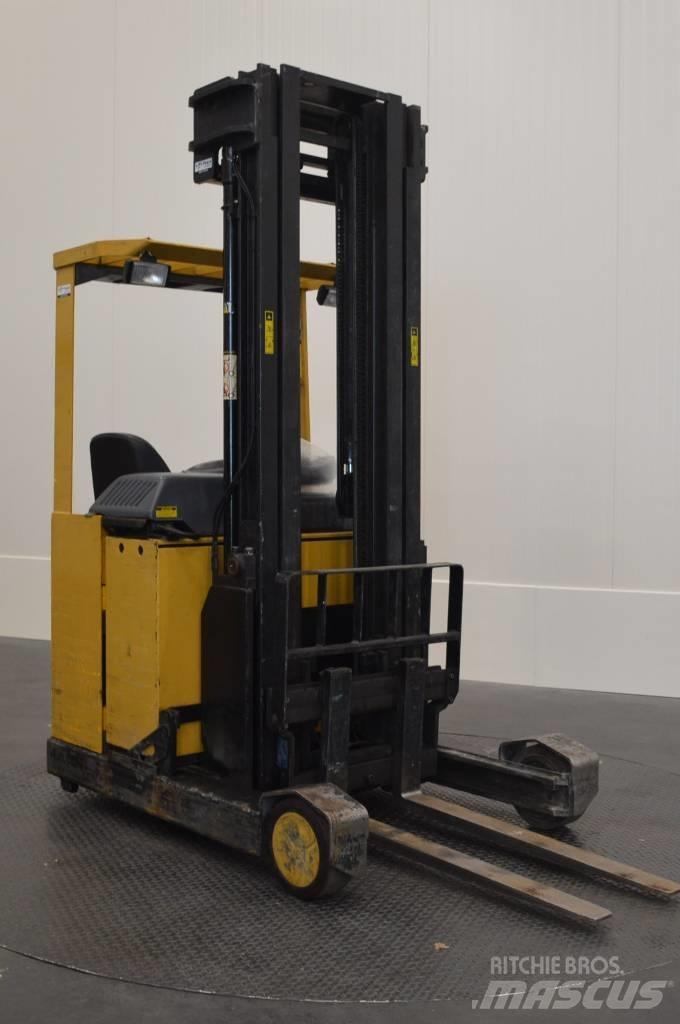 CAT NR 16 Reachtruck 前移式叉车