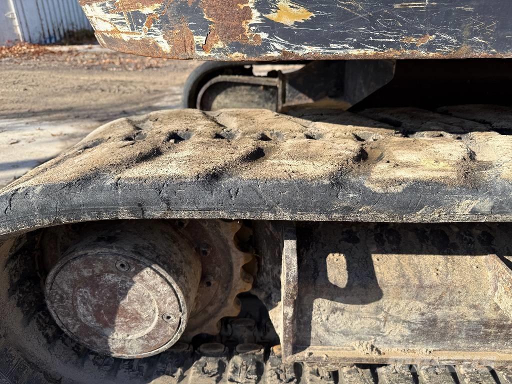 Kubota KX 080-4 中型挖掘机