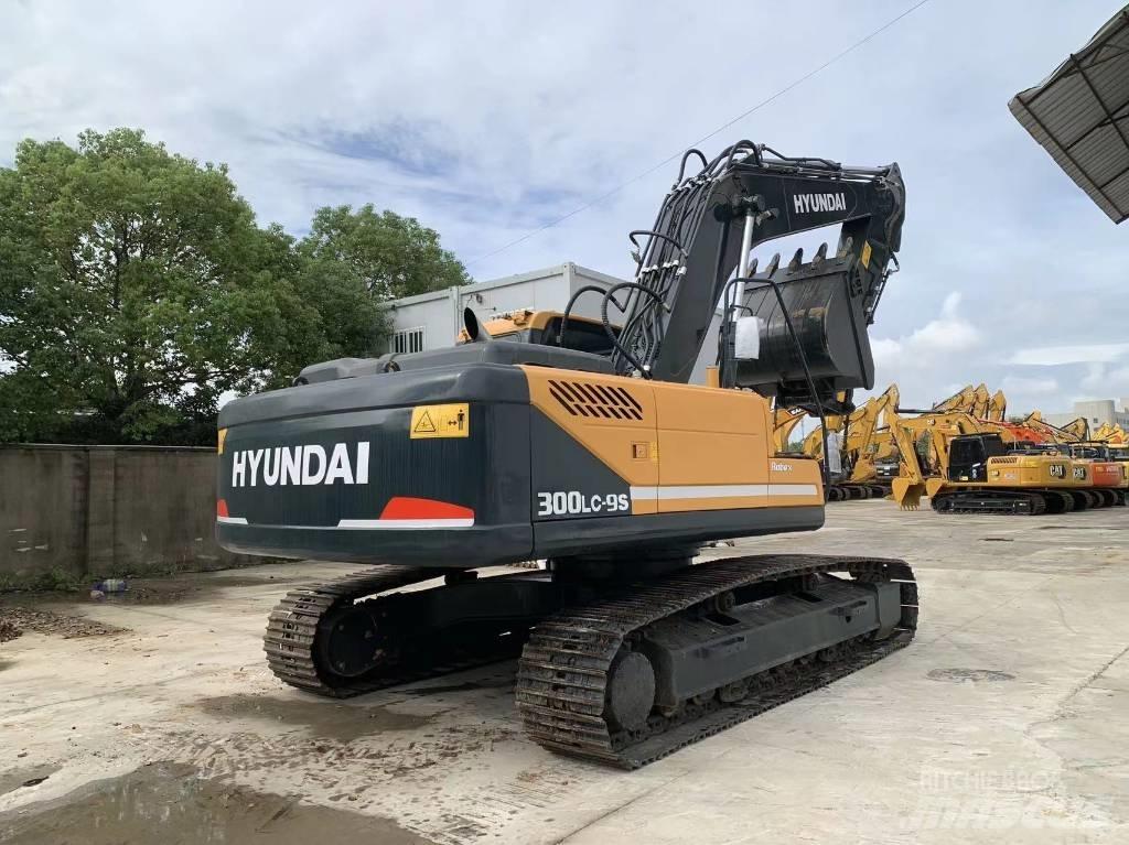 Hyundai R300LS-9S 履带挖掘机