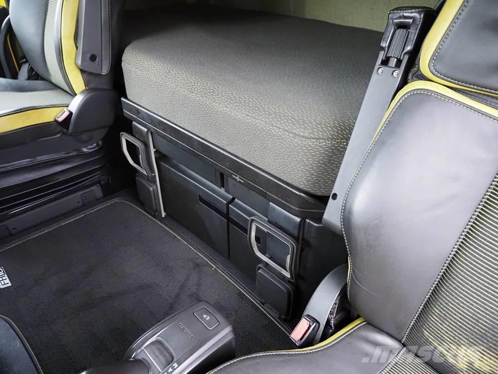 Volvo FH16 碎木车