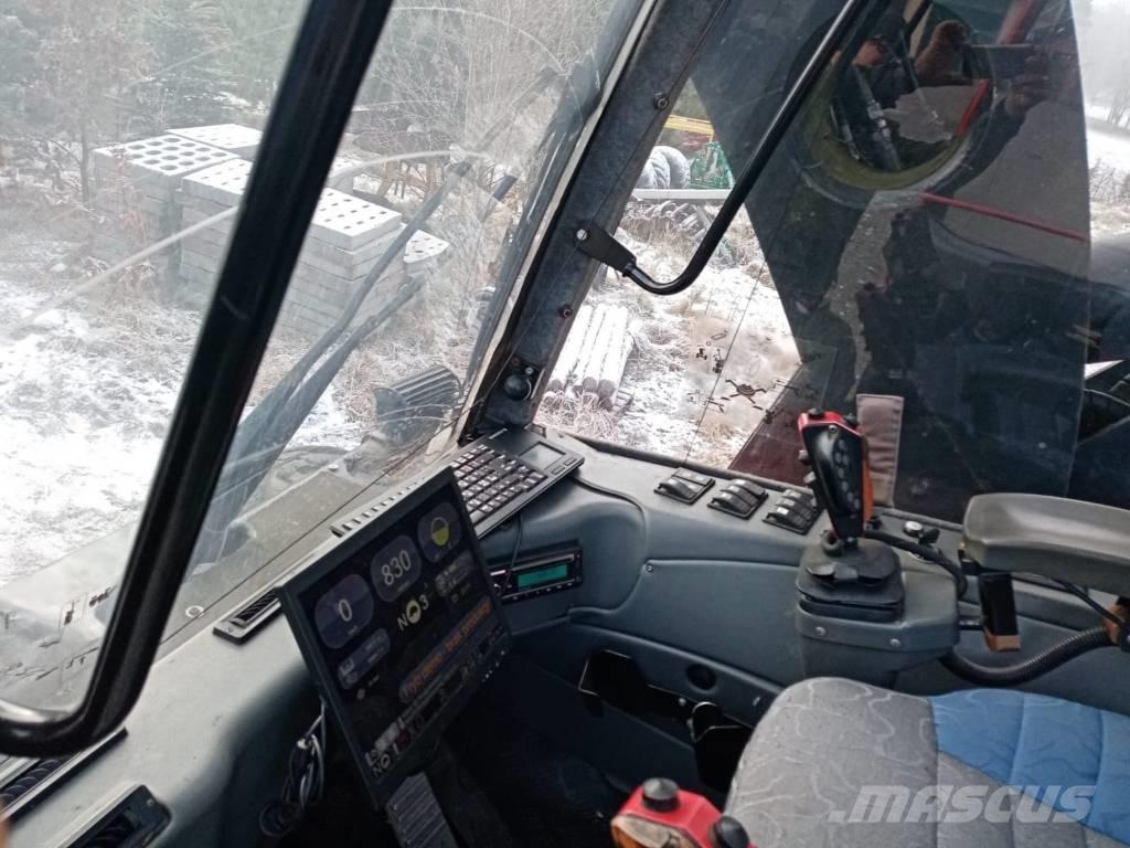 Valmet 911.4 收割机