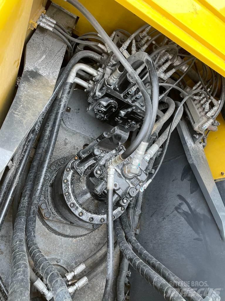 Kobelco SK 250 履带挖掘机