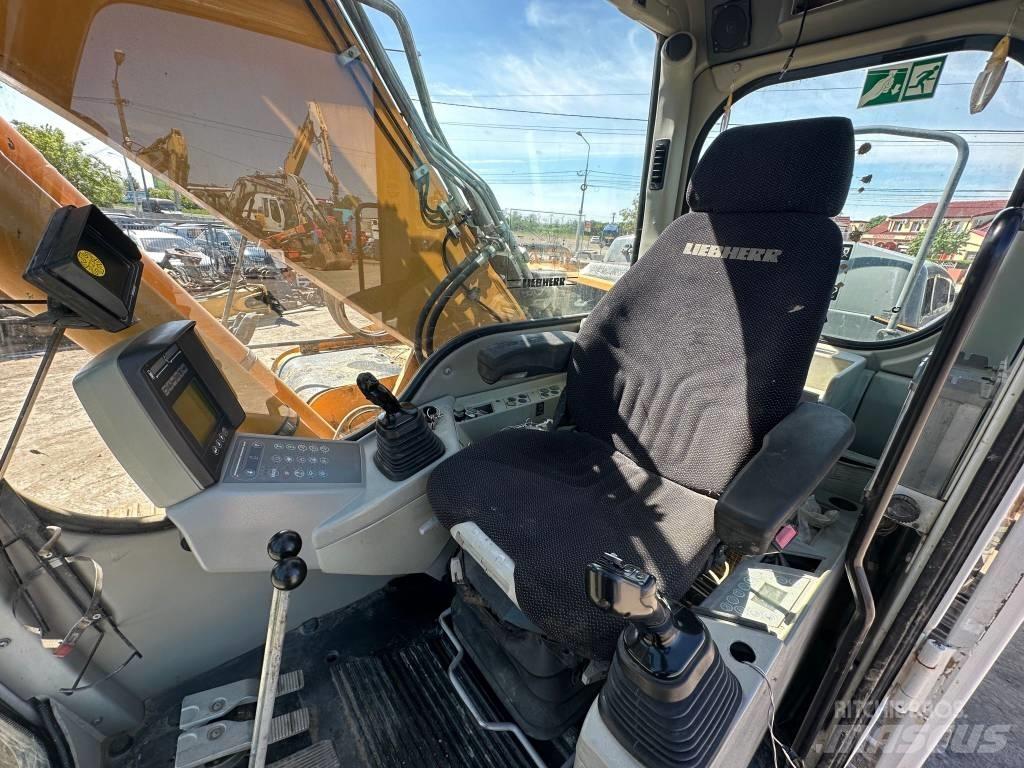 Liebherr R 906 LC 履带挖掘机