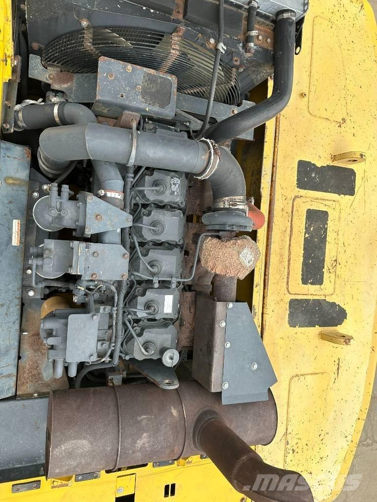 Komatsu PC 400-7 履带挖掘机