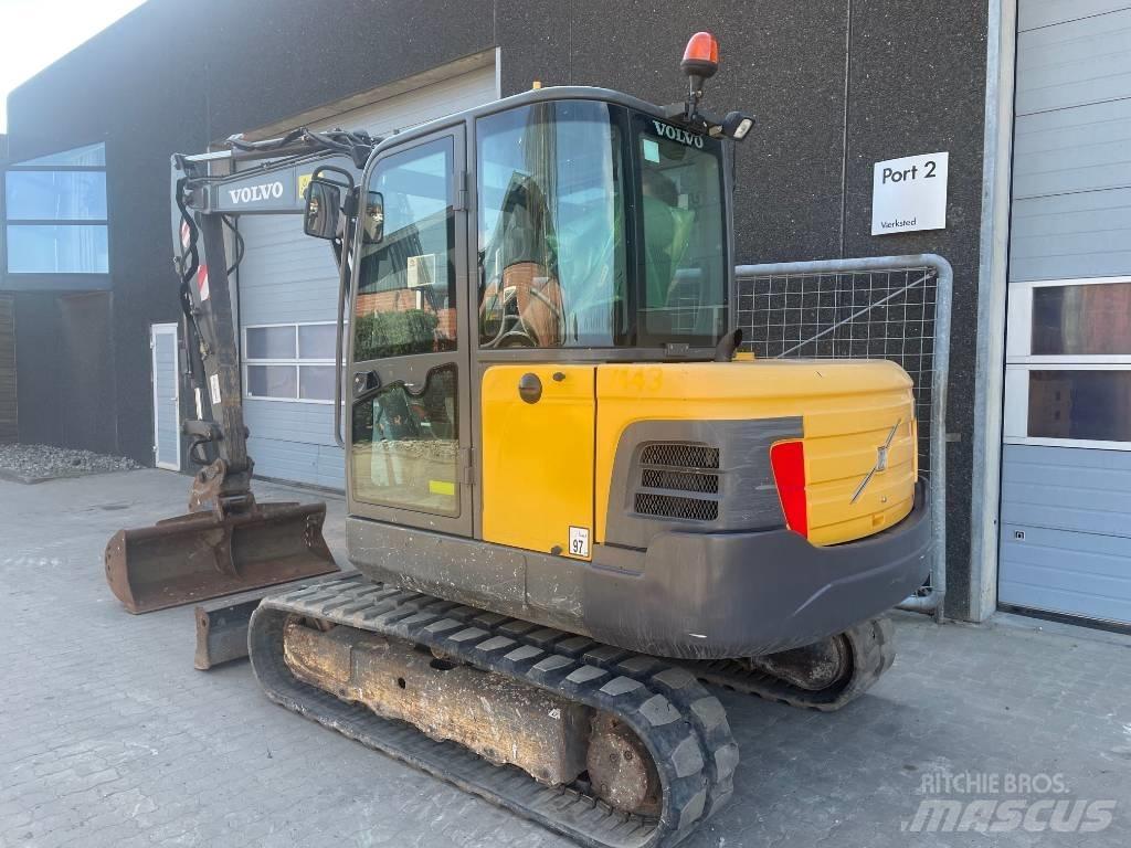 Volvo EC55C 小型挖掘机