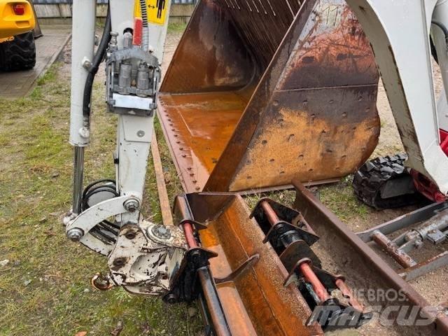 Takeuchi TB 216 V4 小型挖掘机