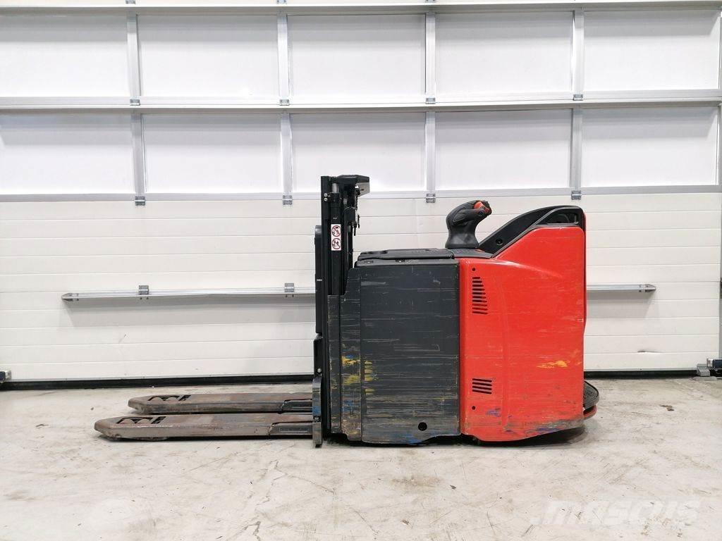 Linde D12 SP 手推堆垛车