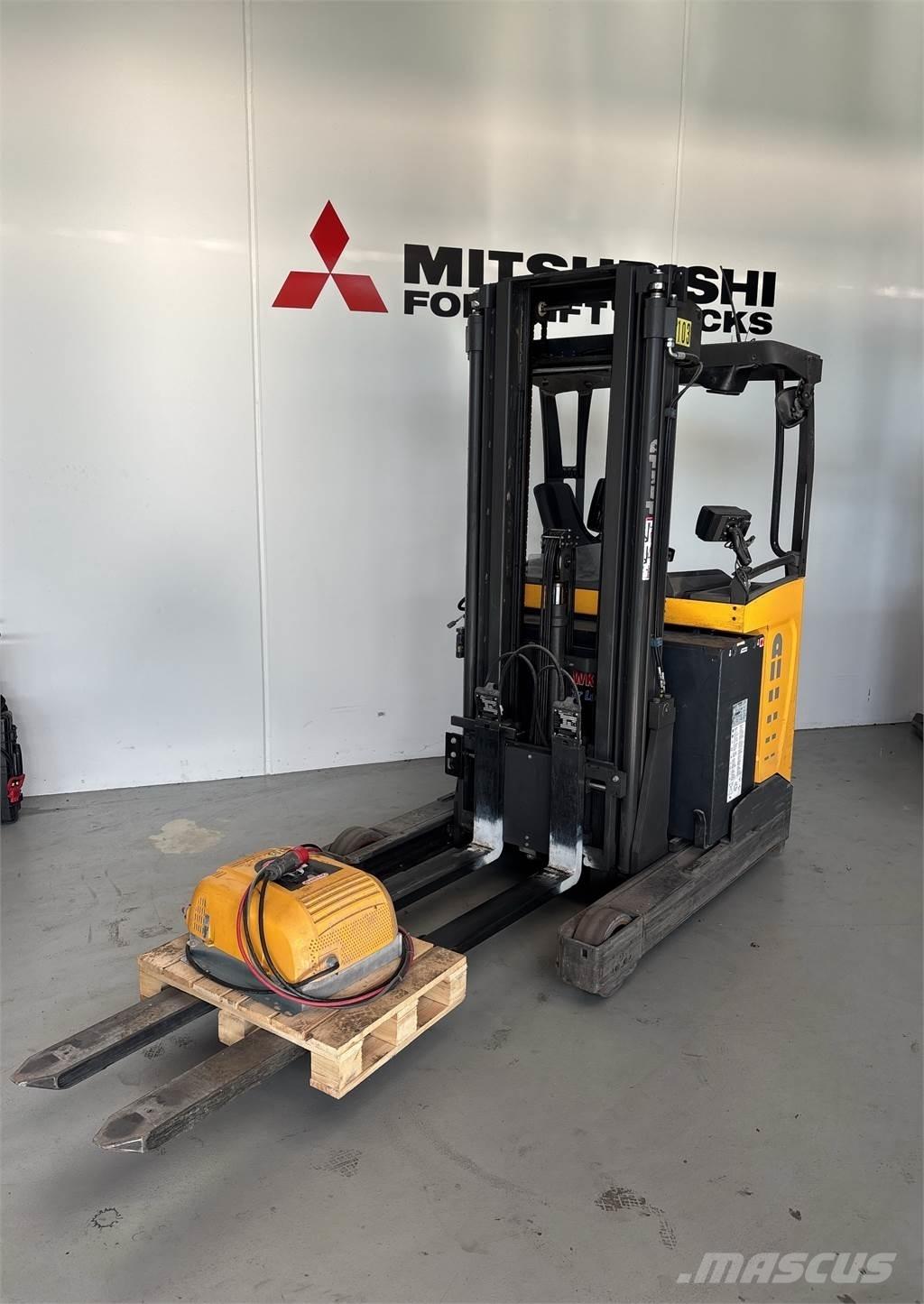 Atlet UMS200 前移式叉车