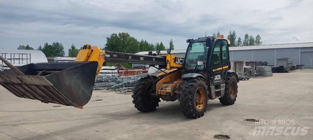 JCB 532-70AGS 多功能装载机