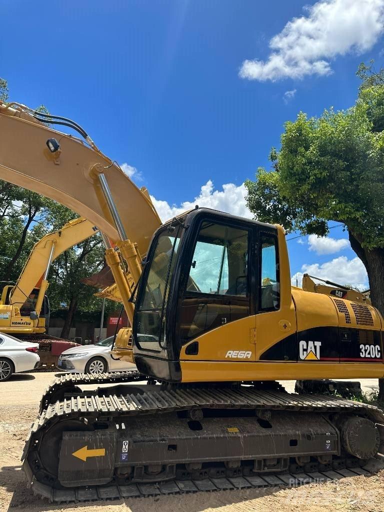 CAT CAT320C 中型挖掘机
