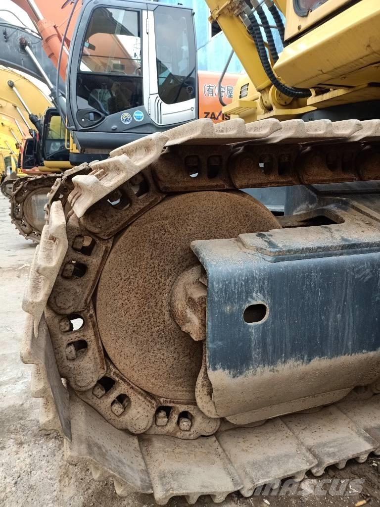 Komatsu PC400-7 履带挖掘机