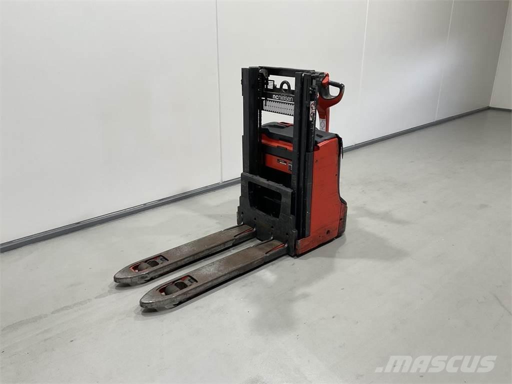 Linde D08 行走式堆垛机