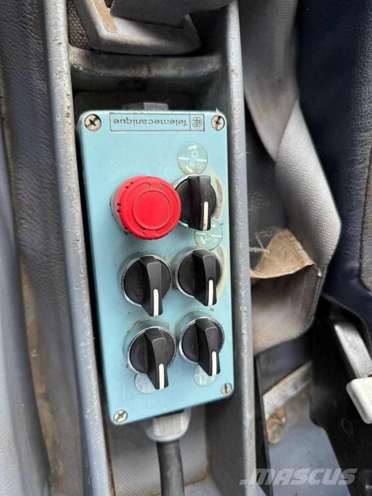 Mitsubishi FUSO 集装箱叉车