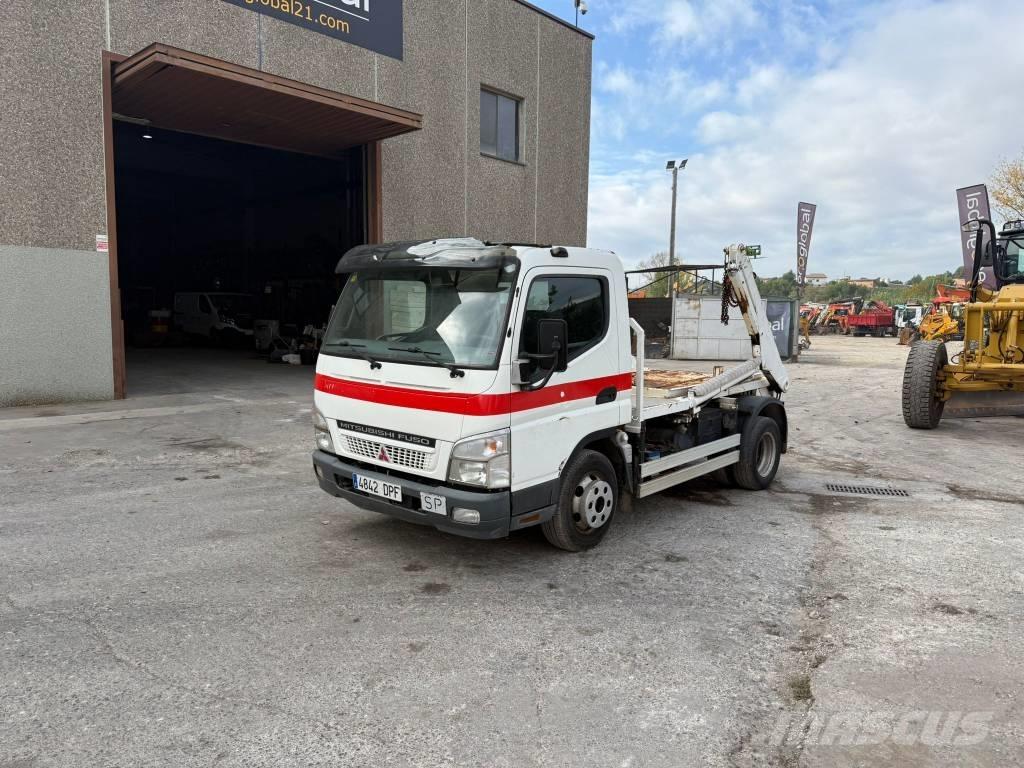 Mitsubishi FUSO 集装箱叉车