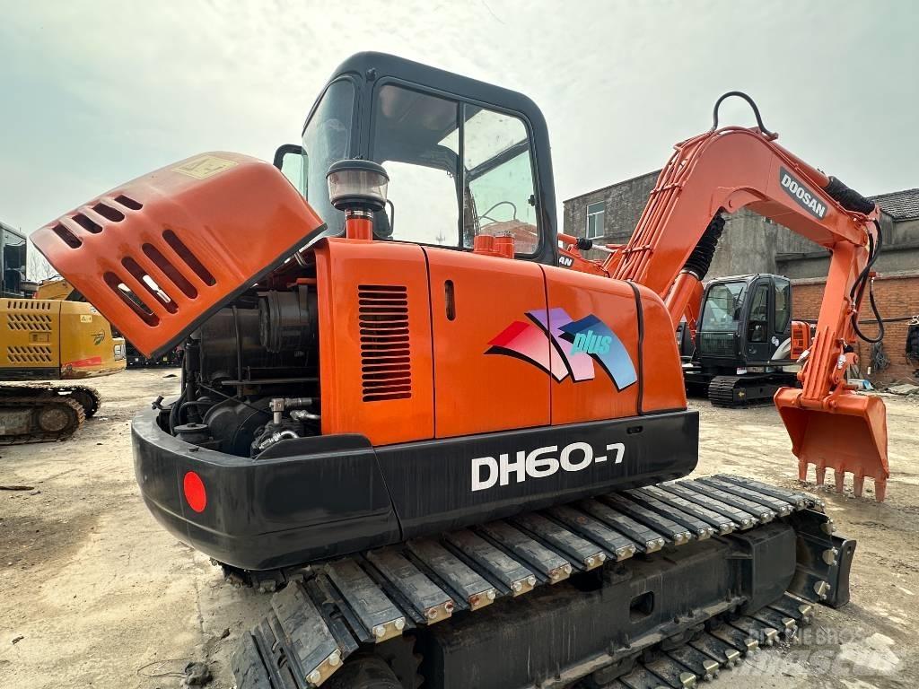 Doosan DH 60 小型挖掘机