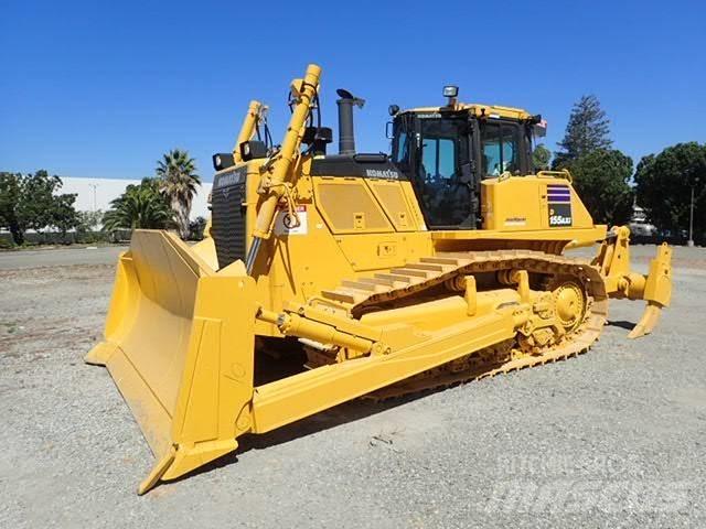 Komatsu D155AXi-8 履带式推土机
