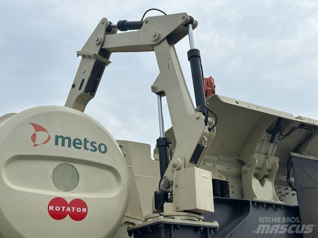 Metso LT120 移动式破碎机
