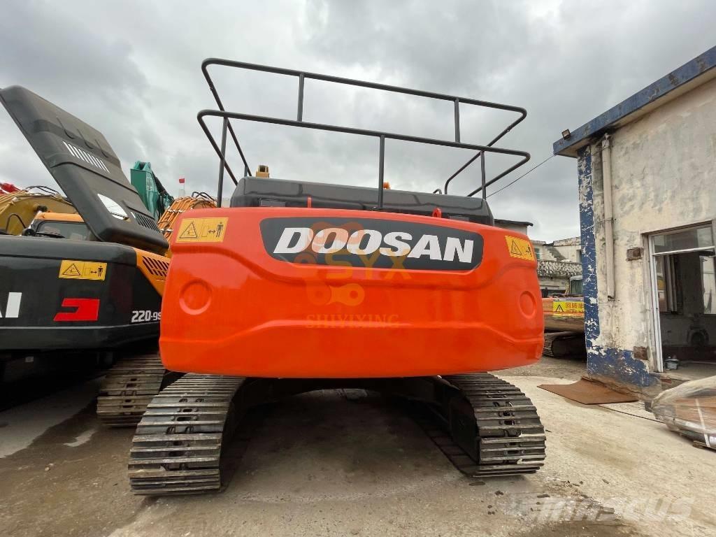 Doosan DX 300LCA 履带挖掘机