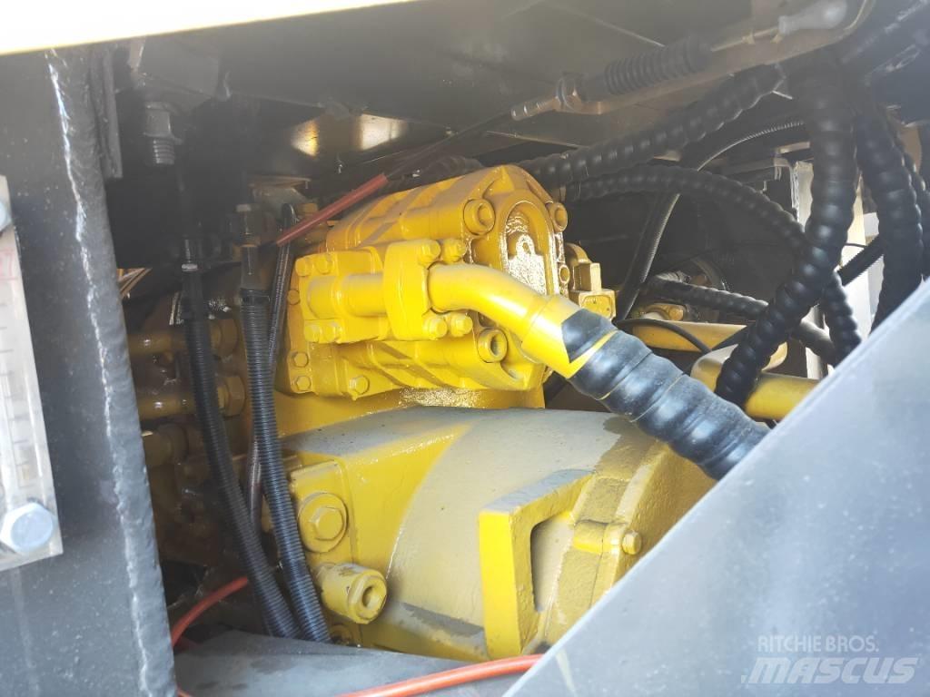 SDLG 953L 轮式装载机