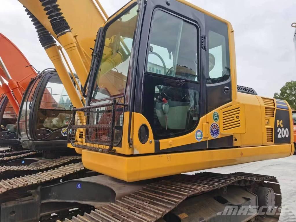 Komatsu PC 200-8 履带挖掘机