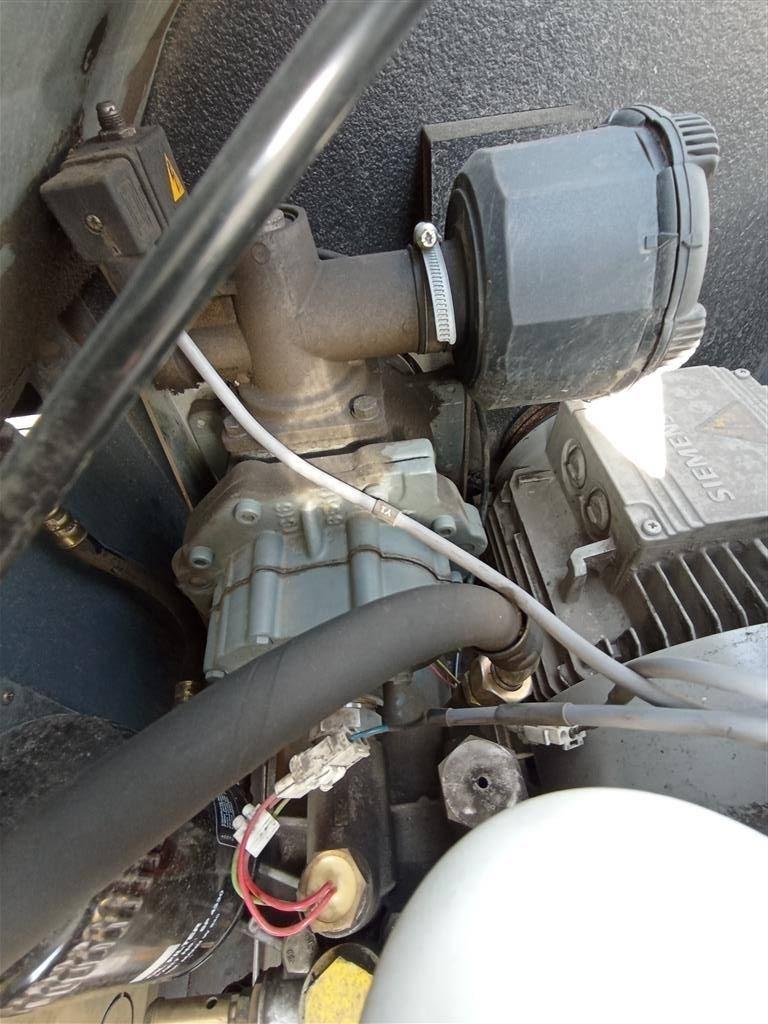 Atlas Copco GX 7 压缩机