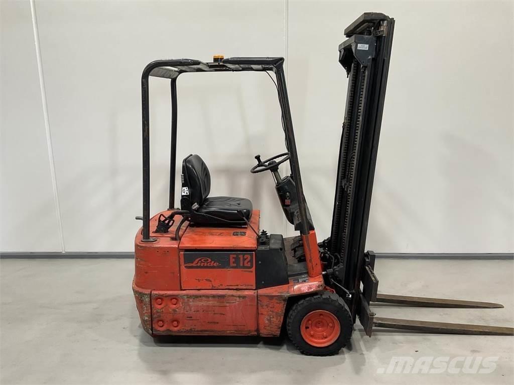 Linde E12 电动叉车