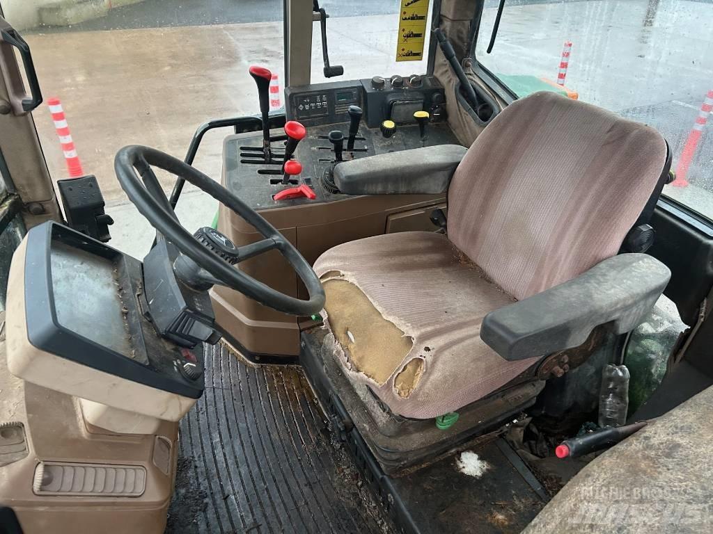 John Deere 6400 拖拉机/农用车