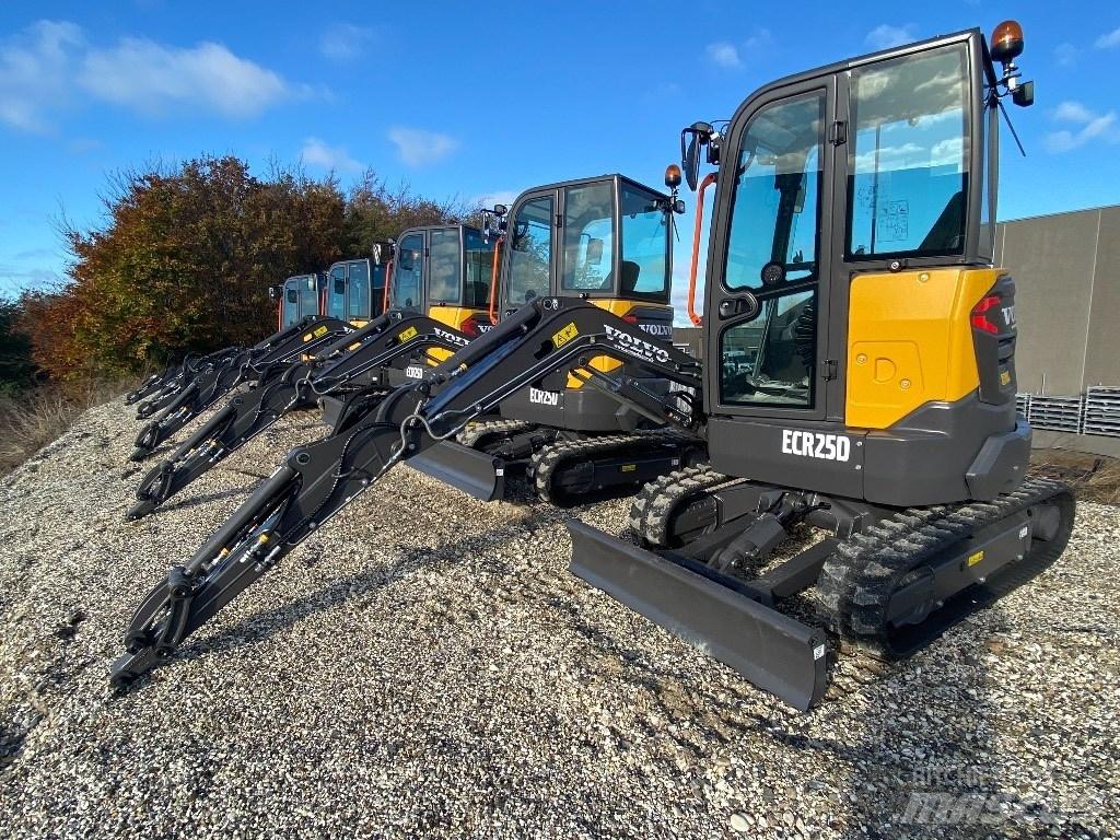 Volvo ECR 25 D 小型挖掘机