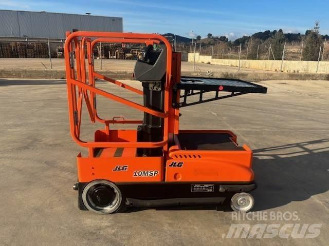 JLG 10 MSP 客货电梯