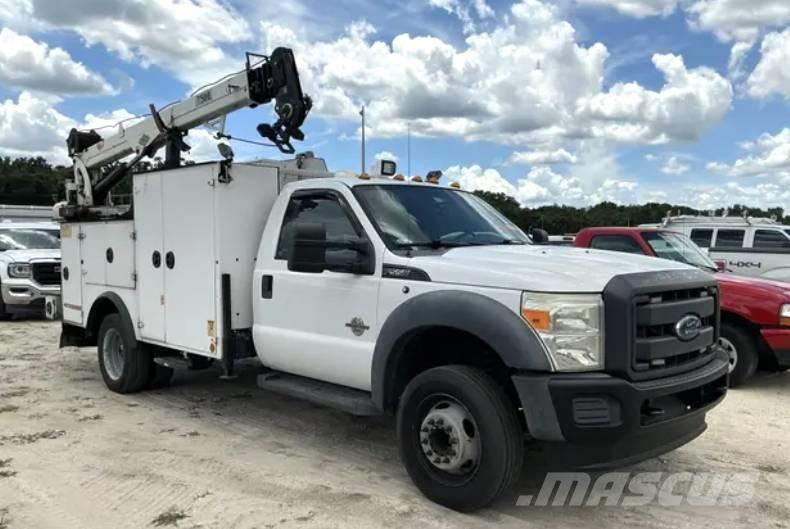 Ford F 550 XL SD 履带起重机