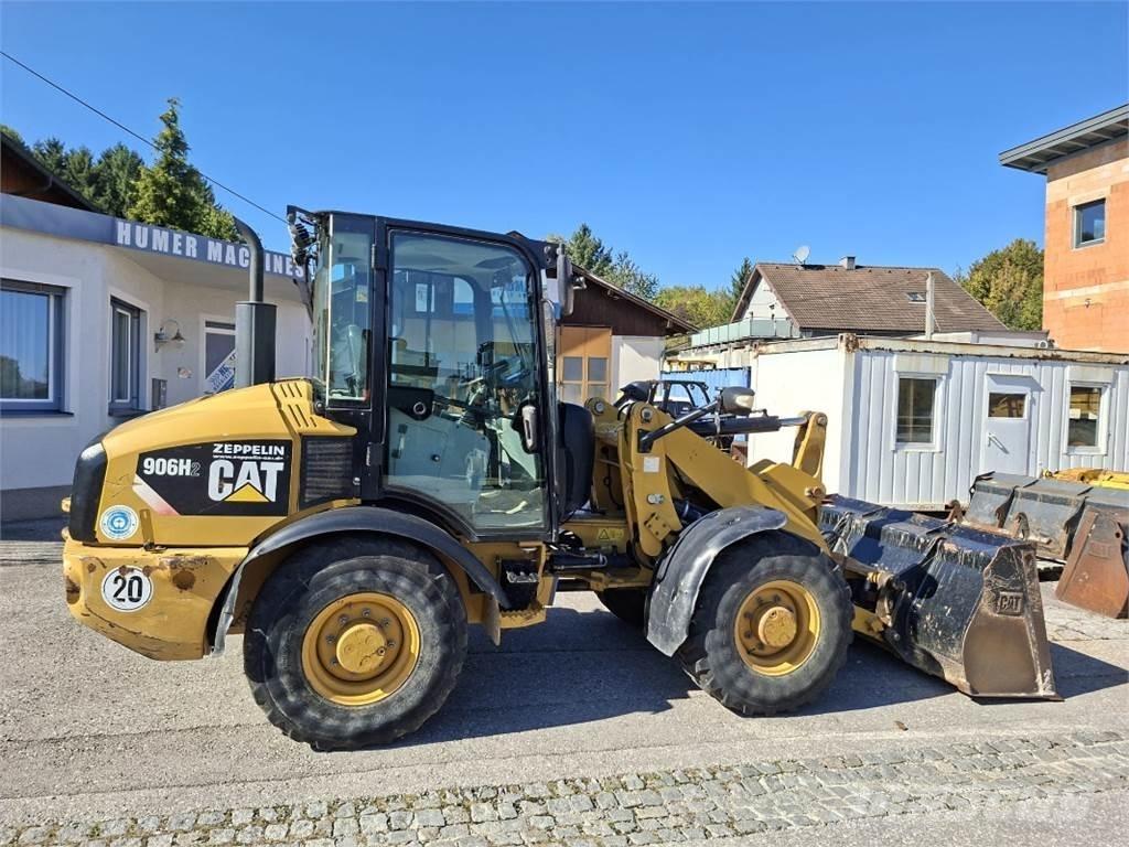 CAT 906H2 轮式装载机