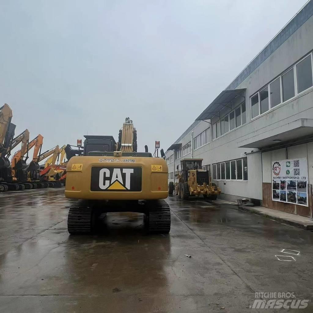 CAT 320D2 中型挖掘机