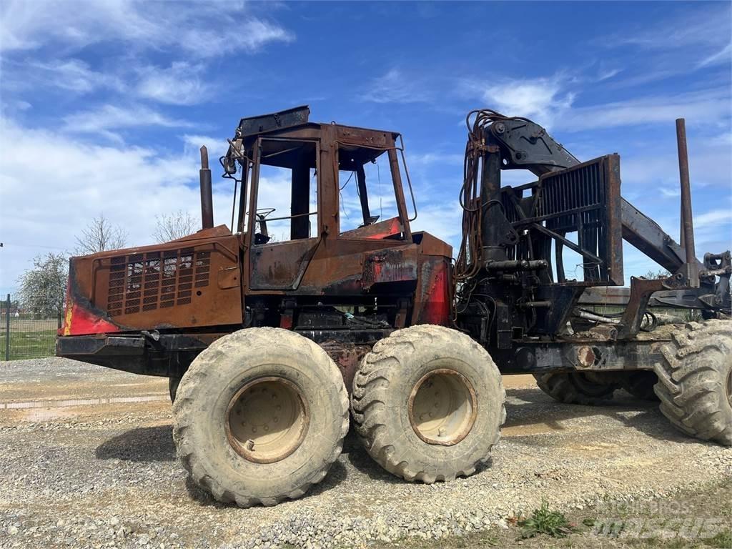 Komatsu 890.3 收割机