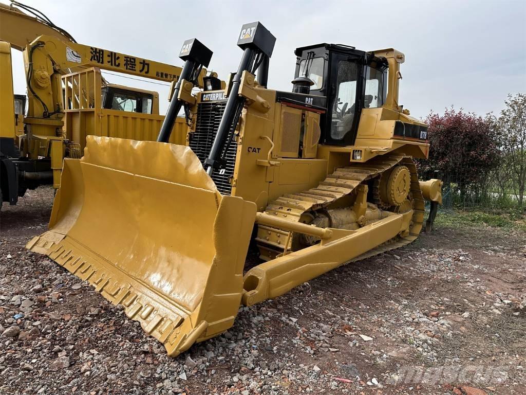 CAT D7H 履带式推土机