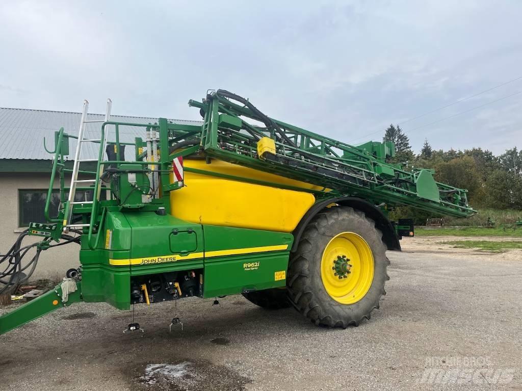 John Deere R 962i 牵引式喷雾机