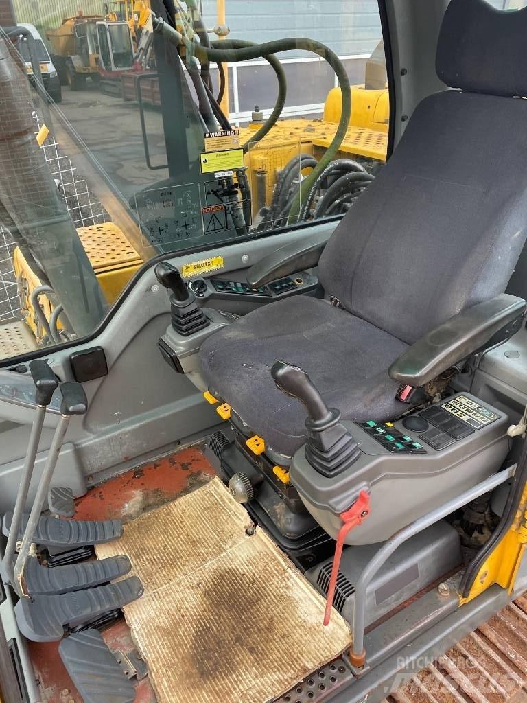 Volvo EC140B 履带挖掘机