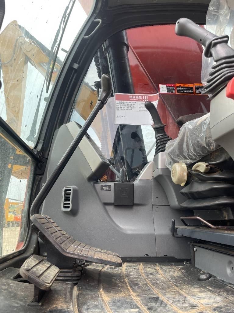 Doosan DX225LCA 履带挖掘机