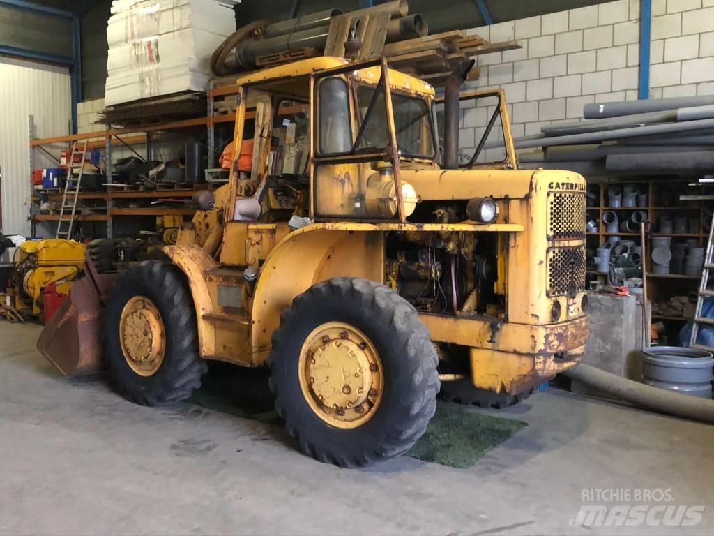 CAT 922 B 轮式装载机