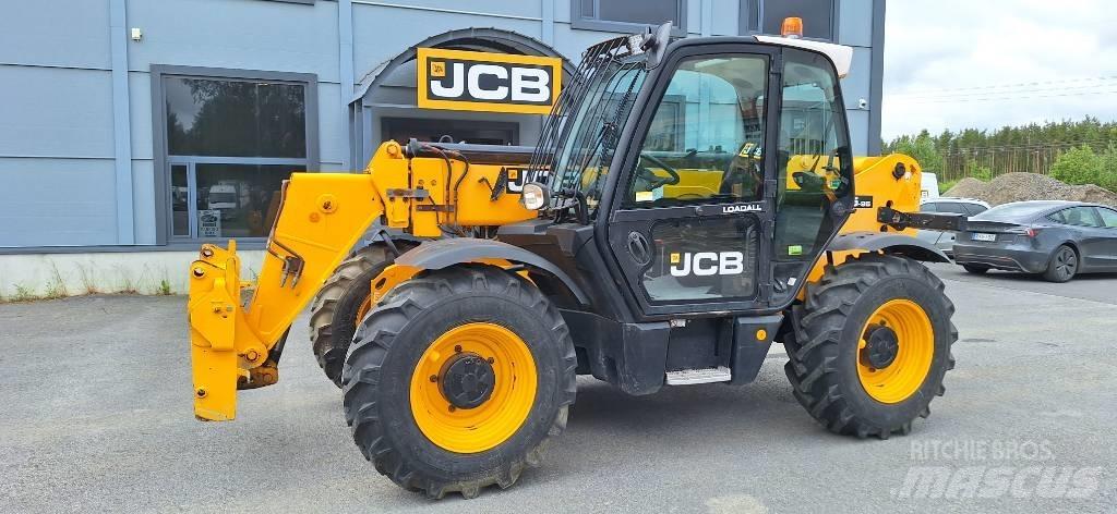 JCB 535-95 伸缩臂叉装车|叉装车