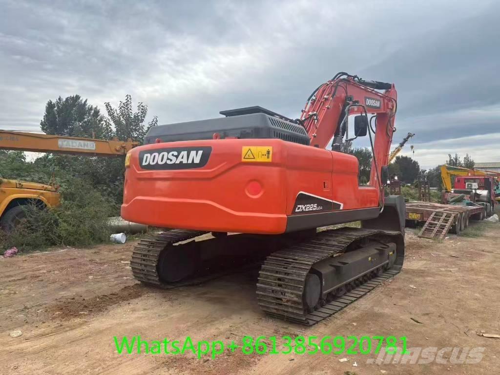Doosan DX 225 履带挖掘机