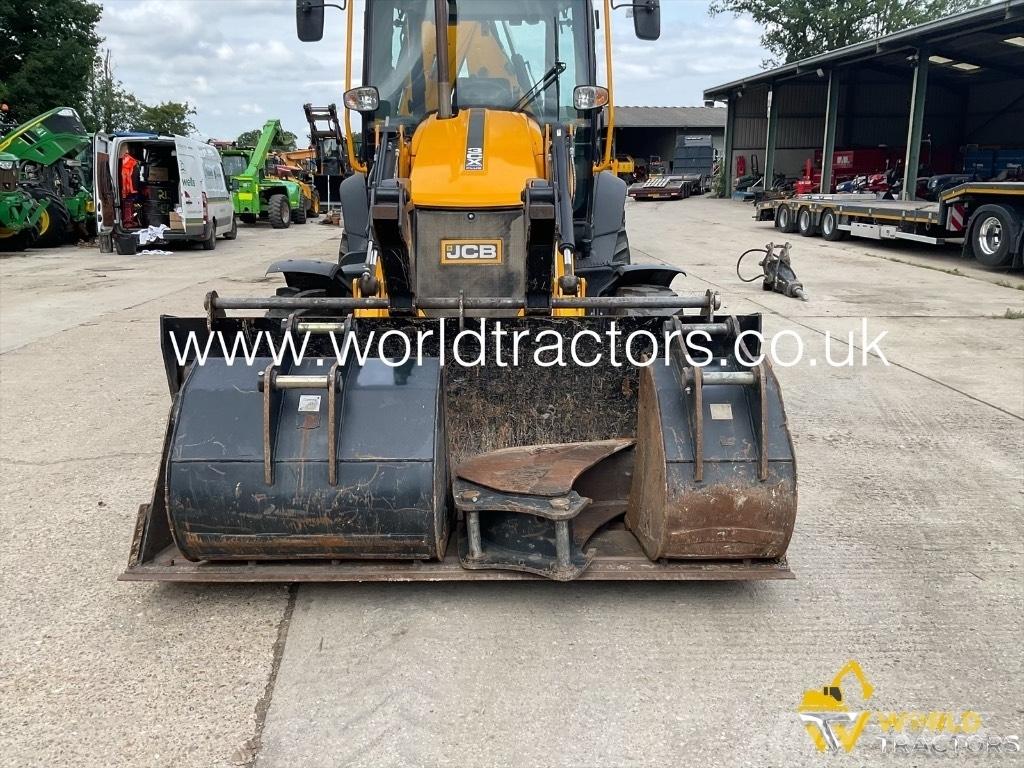 JCB 3 CX 反铲装载机