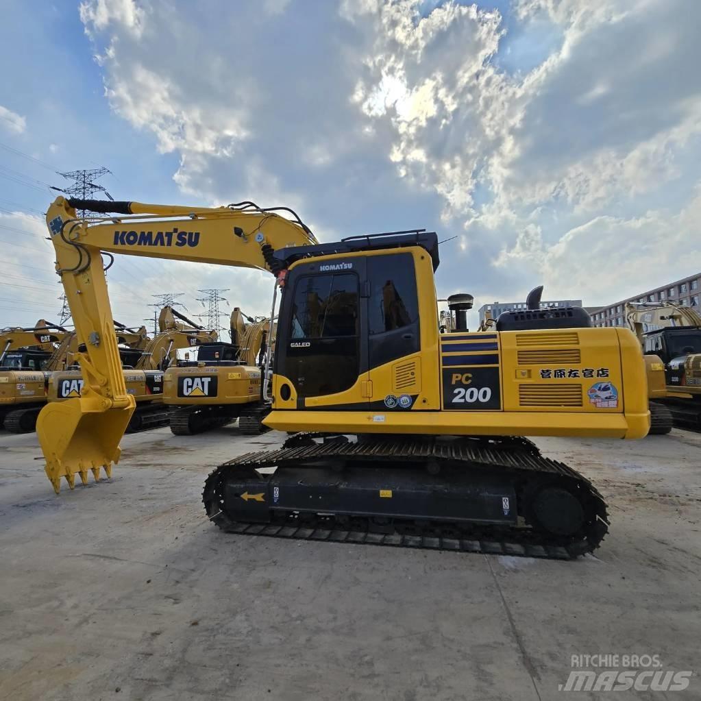 Komatsu PC 200-8 履带挖掘机