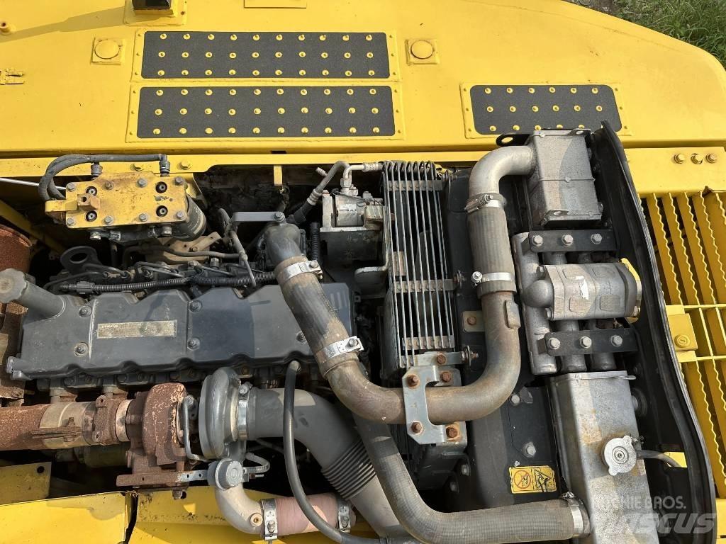 Komatsu PC240-8 履带挖掘机